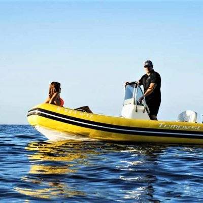 Alquiler de barco semirigido en tenerife sin licencia - RIB à Tenerife South Puerto Colon (Aucun permis requis)